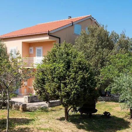 Ivona Appartement Lovište