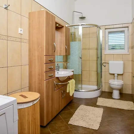 Ivona Appartement Lovište